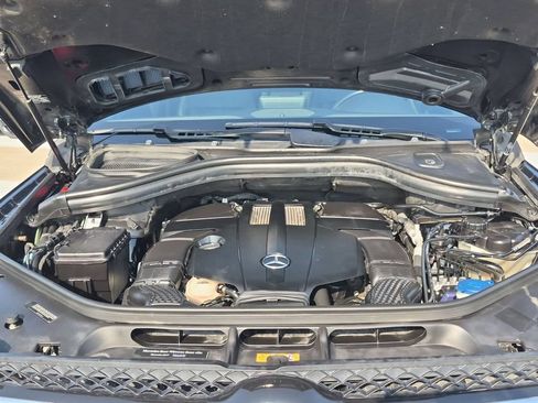 Used 2017 Mercedes-Benz GLS 450 4MATIC image 23