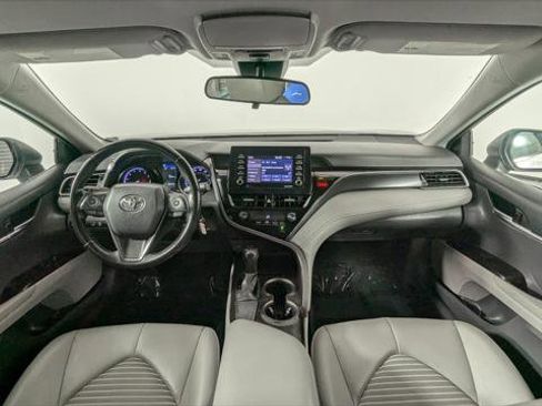 Used 2021 Toyota Camry SE image 26