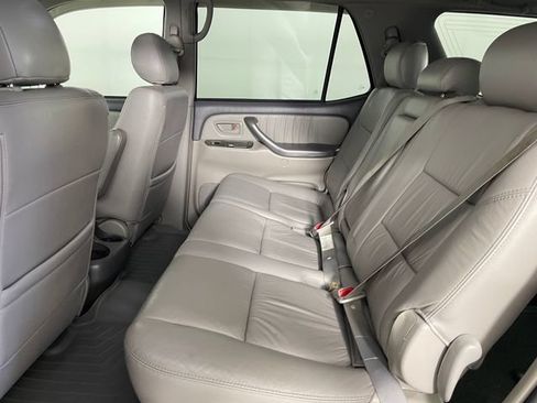 Used 2007 Toyota Sequoia Limited AWD/4WD image 12