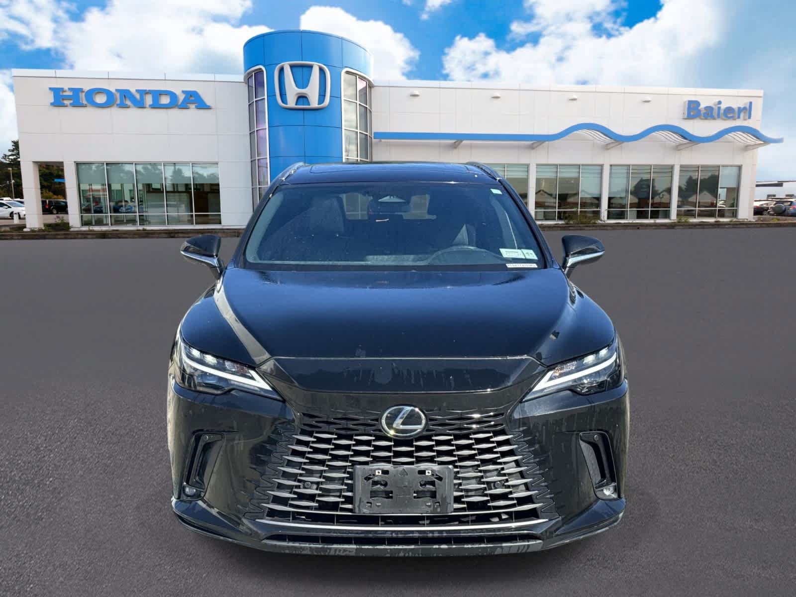 Used 2023 Lexus RX 350 Premium w/ Accessory Package AWD/4WD image 8