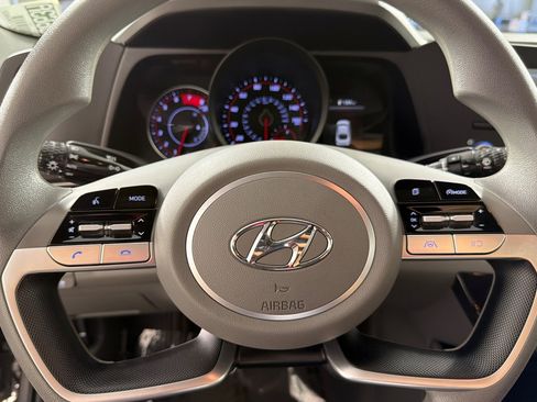 Used 2023 Hyundai Elantra SEL FWD image 21