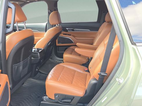 Used 2023 Kia Telluride SX X-Line image 11