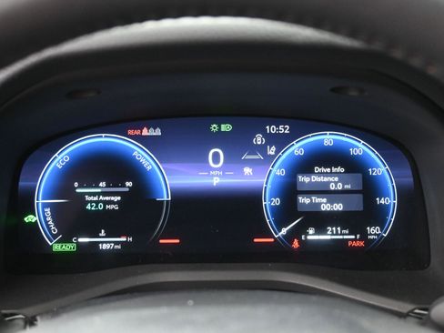 Used 2026 Toyota Camry XLE image 10