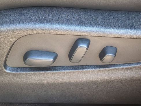 Used 2023 Cadillac XT4 Premium Luxury w/ Cold Weather Package image 16