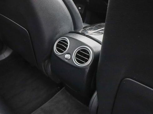 Used 2017 Mercedes-Benz GLC 300 4MATIC image 45