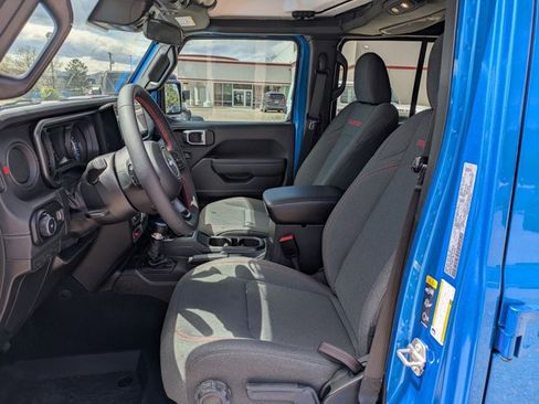 New 2024 Jeep Wrangler Unlimited Rubicon w/ Capability Package image 4