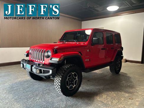 Used 2019 Jeep Wrangler Unlimited Sahara w/ LED Lighting Group AWD/4WD image 1