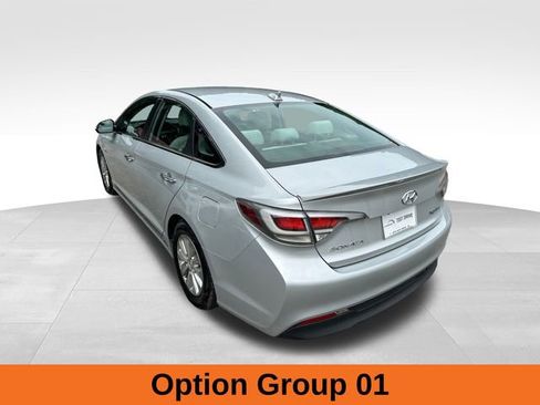 Used 2016 Hyundai Sonata SE image 3