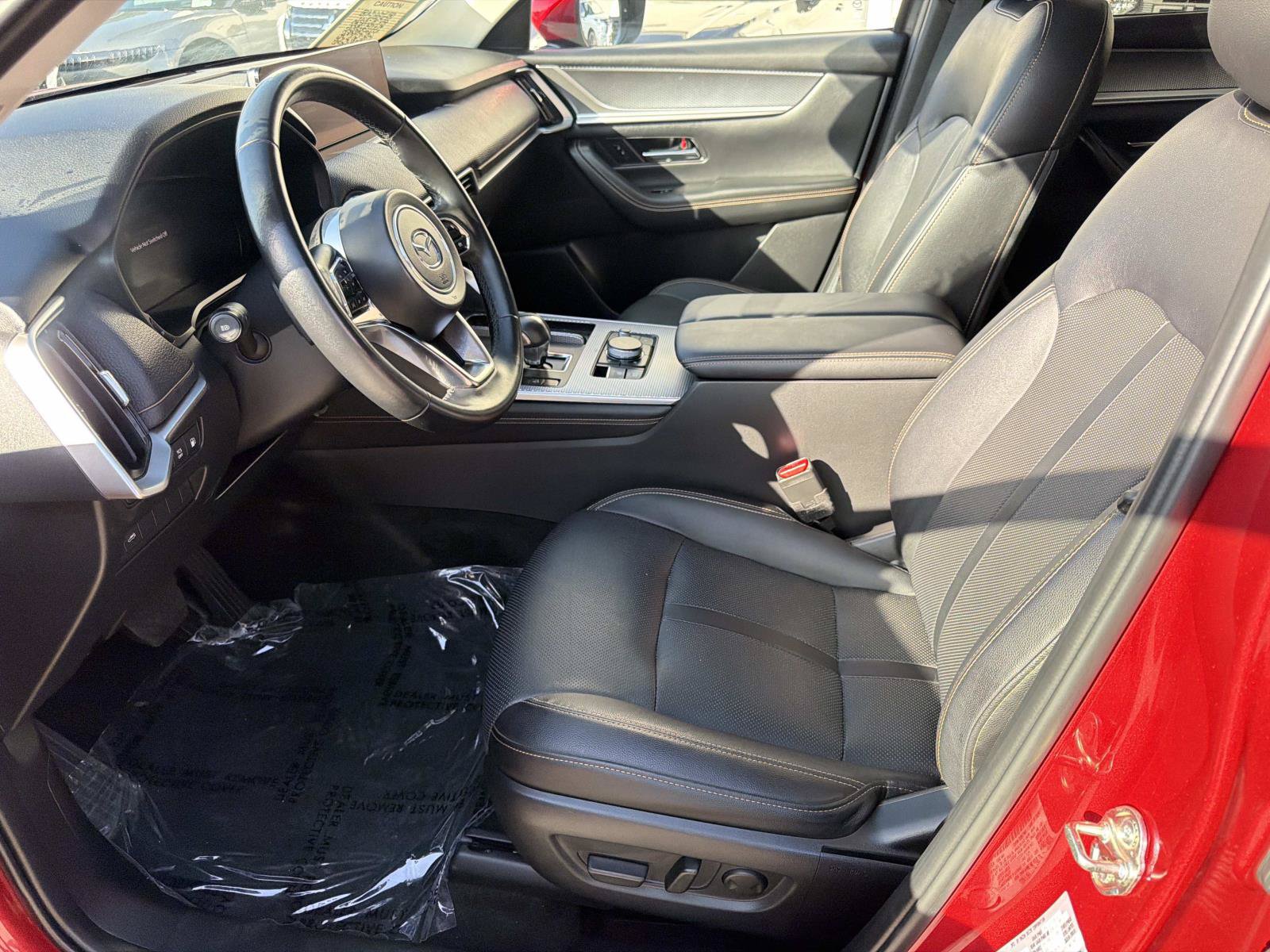 Used 2024 MAZDA CX-90 Plug-In Hybrid w/ Preferred AWD/4WD image 16