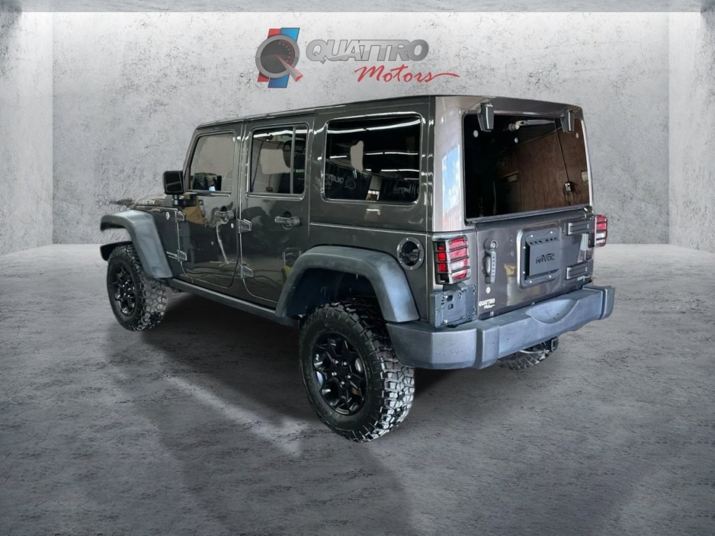 Used 2018 Jeep Wrangler Unlimited Rubicon w/ Cold Weather Group AWD/4WD image 3