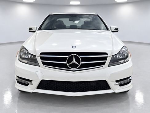 Used 2014 Mercedes-Benz C 250 Sedan image 7