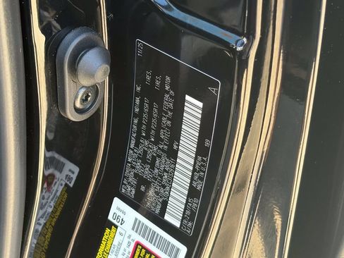 Certified 2026 Toyota Sienna LE FWD image 41