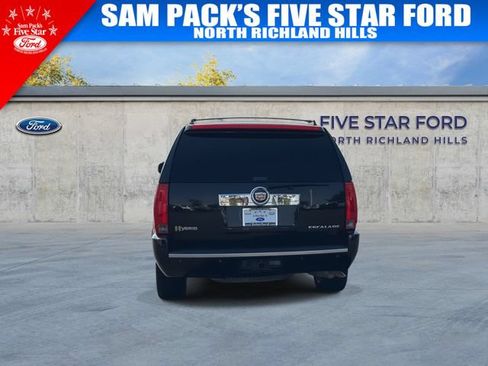 Used 2013 Cadillac Escalade 4WD Hybrid image 8