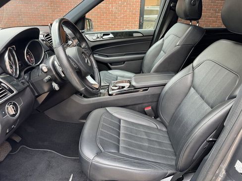 Used 2019 Mercedes-Benz GLS 450 4MATIC image 16