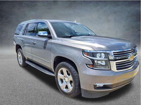 Used 2017 Chevrolet Tahoe Premier AWD/4WD image 4