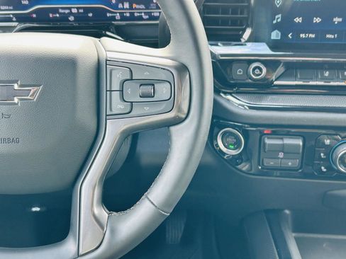 Used 2025 Chevrolet Silverado 2500 ZR2 image 20