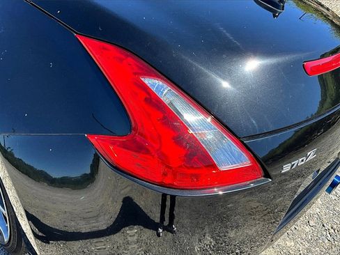 Used 2014 Nissan 370Z Touring w/ Sport Package image 26