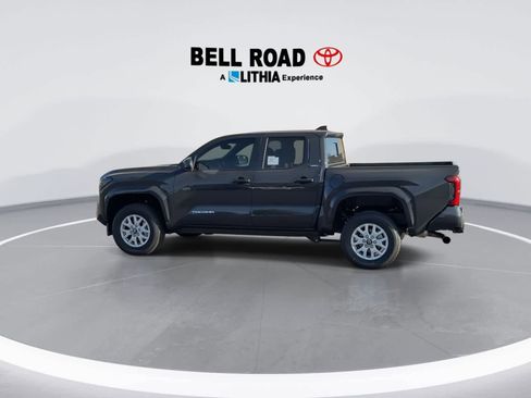 Certified 2025 Toyota Tacoma SR5 image 5