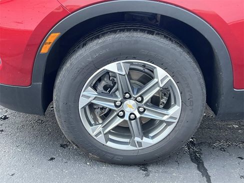 Certified 2024 Chevrolet Blazer LT image 9