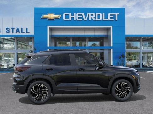 Used 2026 Chevrolet TrailBlazer RS w/ Convenience Package AWD/4WD image 5