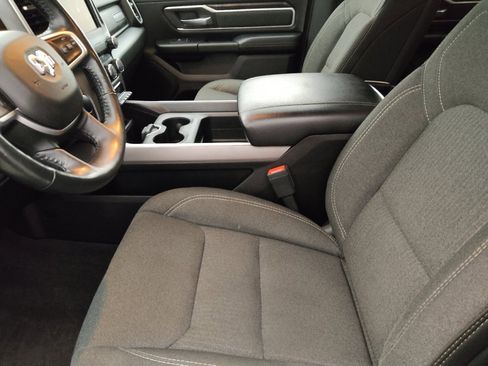 Used 2020 RAM 1500 Big Horn AWD/4WD image 17