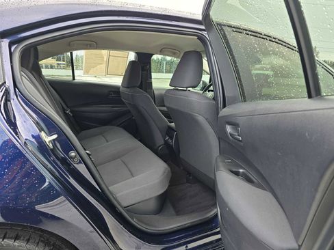 Used 2025 Toyota Corolla LE image 13