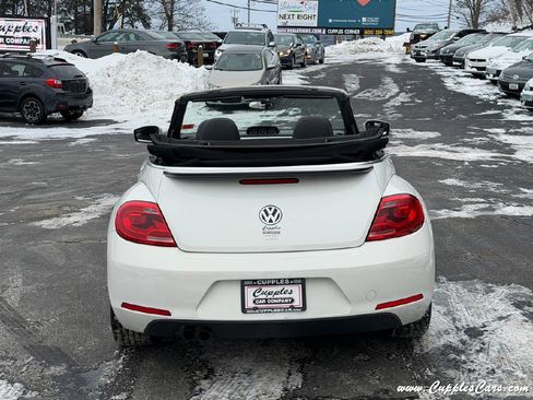 Used 2013 Volkswagen Beetle TDI image 41