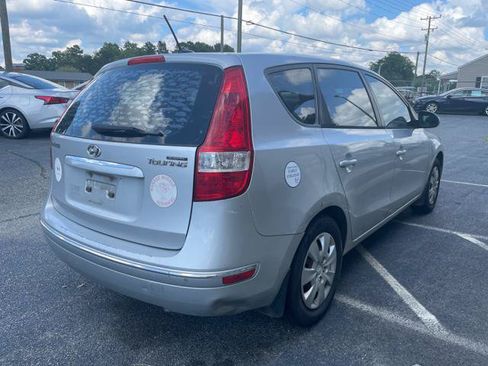 Used 2012 Hyundai Elantra GLS FWD image 6