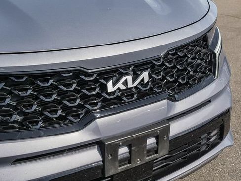 Used 2023 Kia Sorento SX AWD/4WD image 12
