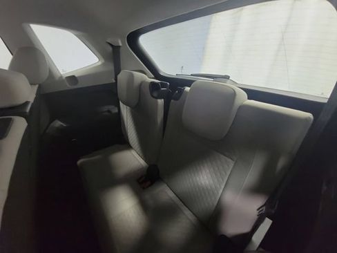 Used 2021 Volkswagen Tiguan S FWD image 12