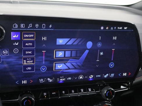 Used 2024 Chevrolet Blazer EV RS image 34