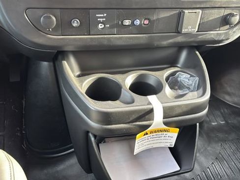 New 2025 Chevrolet Express 2500 w/ Driver Convenience Package RWD image 21