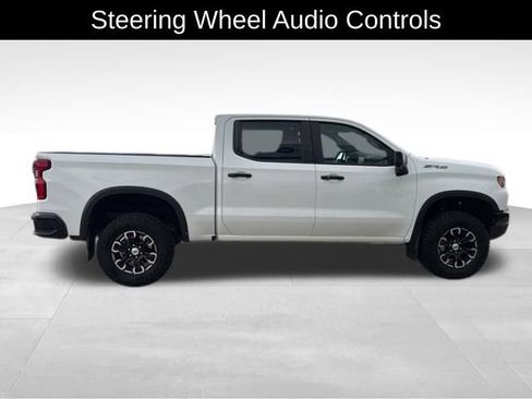 Certified 2026 Chevrolet Silverado 1500 ZR2 AWD/4WD image 9