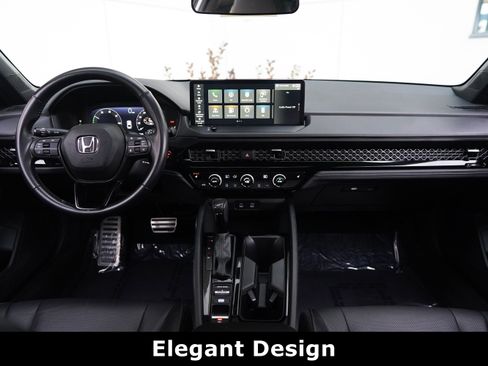 Used 2023 Honda Accord Sport image 14