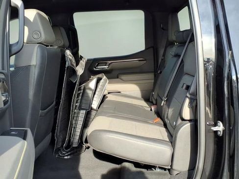 Used 2024 Chevrolet Silverado 1500 ZR2 w/ Technology Package AWD/4WD image 12