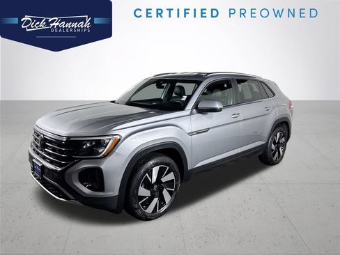 Used 2025 Volkswagen Atlas Cross Sport SE AWD/4WD image 1