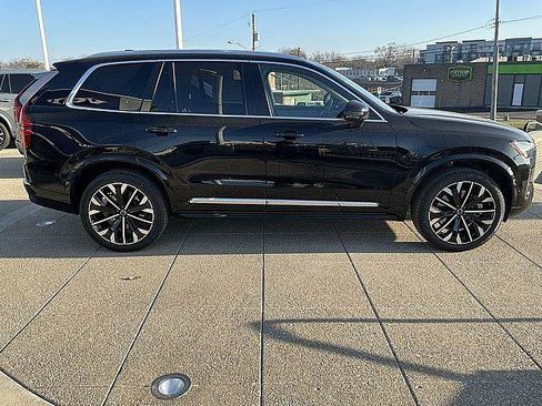 New 2026 Volvo XC90 T8 Ultra w/ Protection Package Premier AWD/4WD image 7
