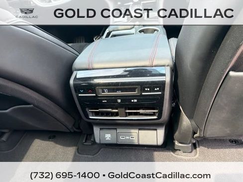 Used 2023 Acura MDX A-Spec AWD/4WD image 9