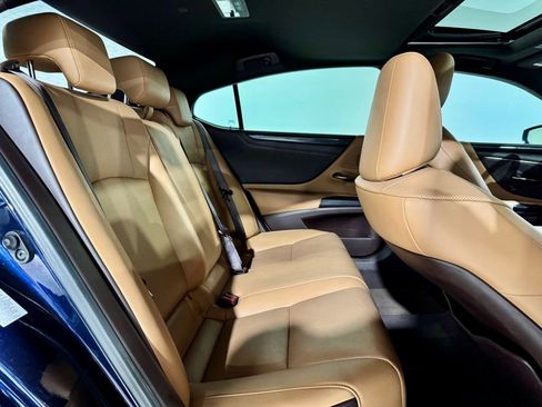 Used 2019 Lexus ES 350 350 Luxury image 28