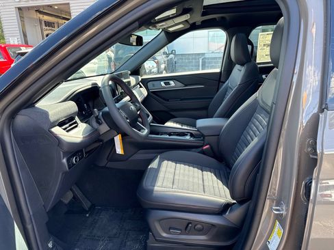 New 2026 Ford Explorer ST-Line w/ ST-Line Street Pack AWD/4WD image 26