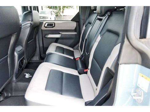 Used 2023 Ford Bronco Wildtrak AWD/4WD image 12