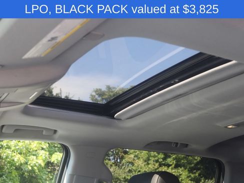 Used 2018 Chevrolet Silverado 1500 LTZ Z71 w/ LPO, Black Pack AWD/4WD image 4