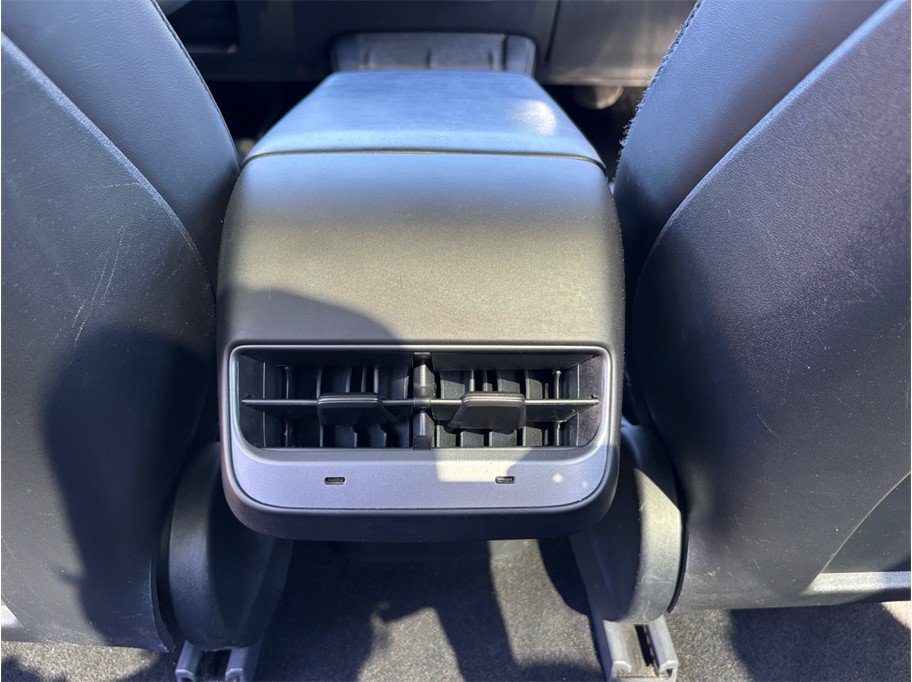 Used 2022 Tesla Model 3 RWD image 34