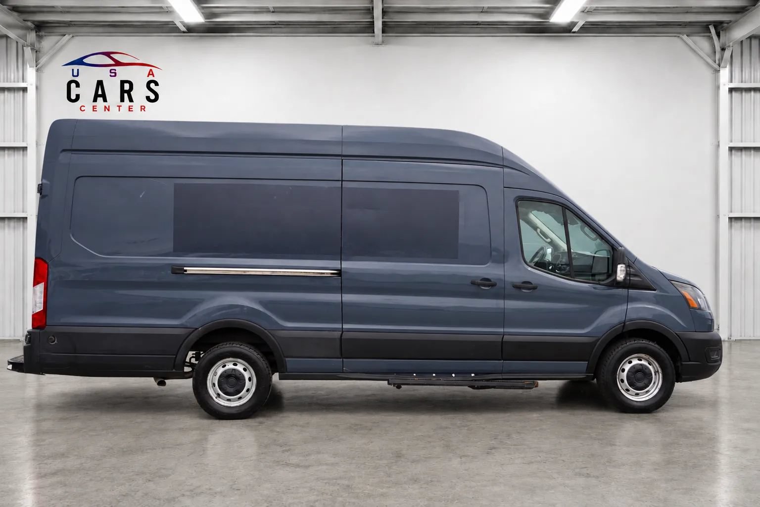 Used 2020 Ford Transit 250 148 High Roof Extended RWD image 4