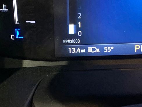 New 2026 Ford Transit 250 148 Medium Roof w/ Load Area Protection Package image 21