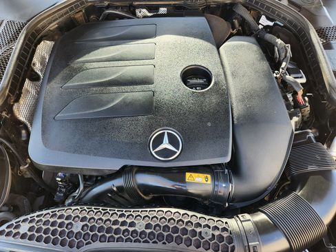 Certified 2019 Mercedes-Benz C 300 C300 4MATIC image 32