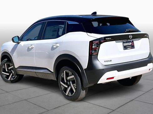 New 2026 Nissan Kicks SV image 11