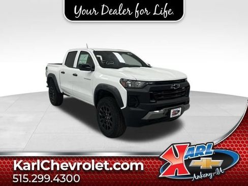 New 2026 Chevrolet Colorado Trail Boss AWD/4WD image 1