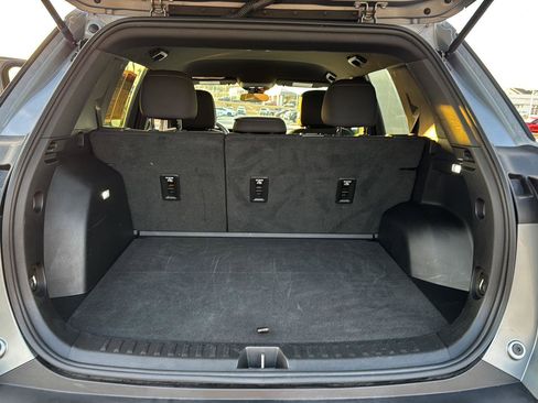 Used 2025 Chevrolet Equinox LT image 27