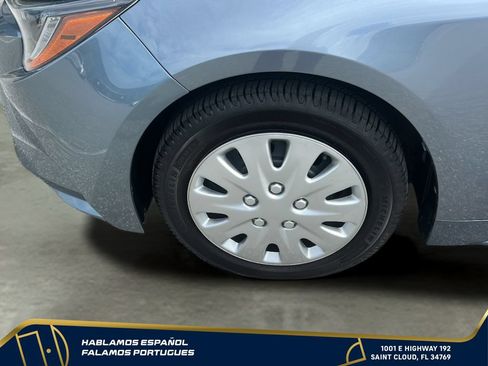 Used 2020 Toyota Corolla LE FWD image 26